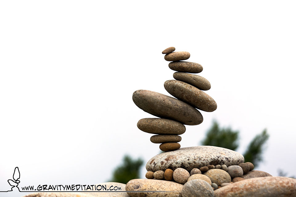 Rock Balancing Styles – Counterbalance