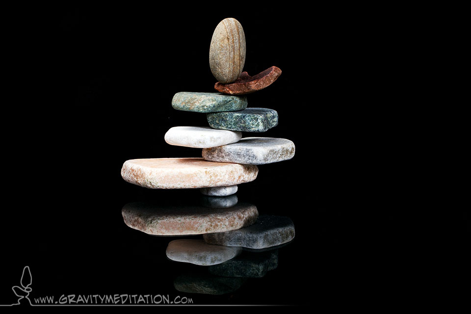 Rock Balancing Styles – Counterbalance