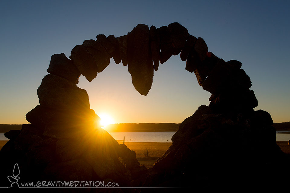 Rock Balancing Styles – Classic Rock Arch
