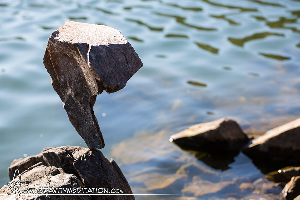 Rock Balancing Styles - Inline Balance