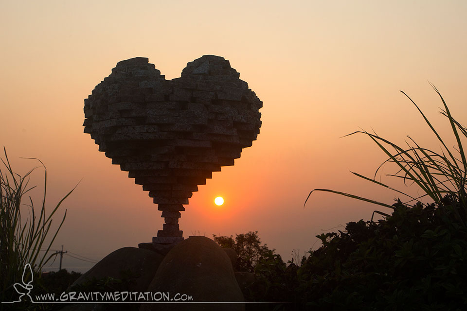 Rock Balancing Styles – Rock Globe