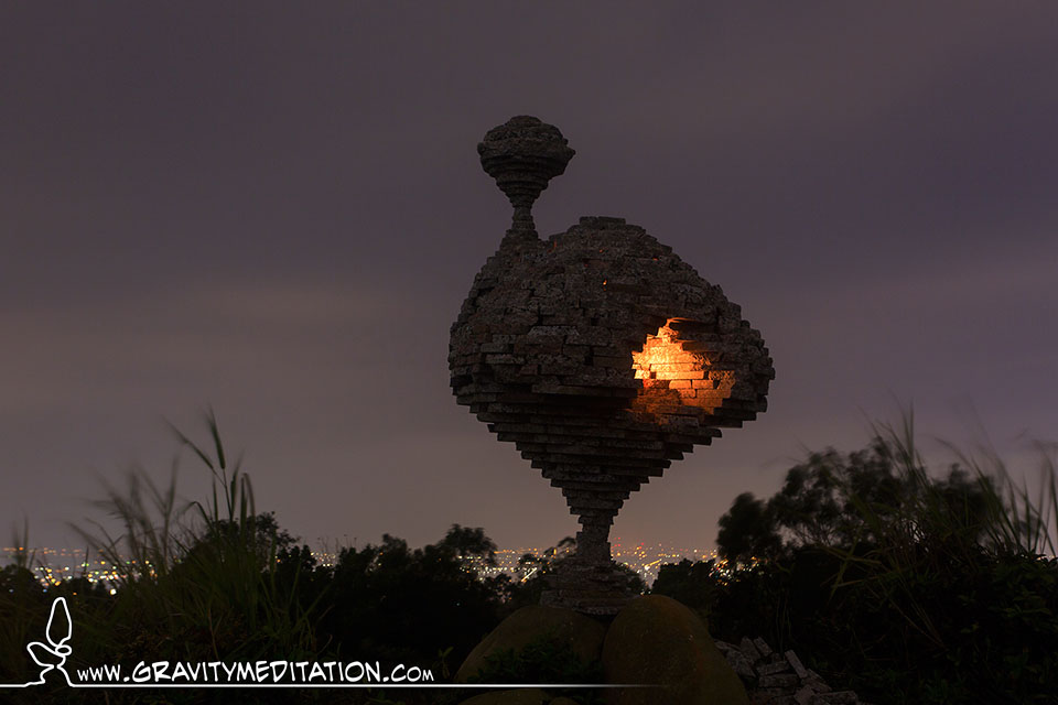 Rock Balancing Styles – Rock Globe